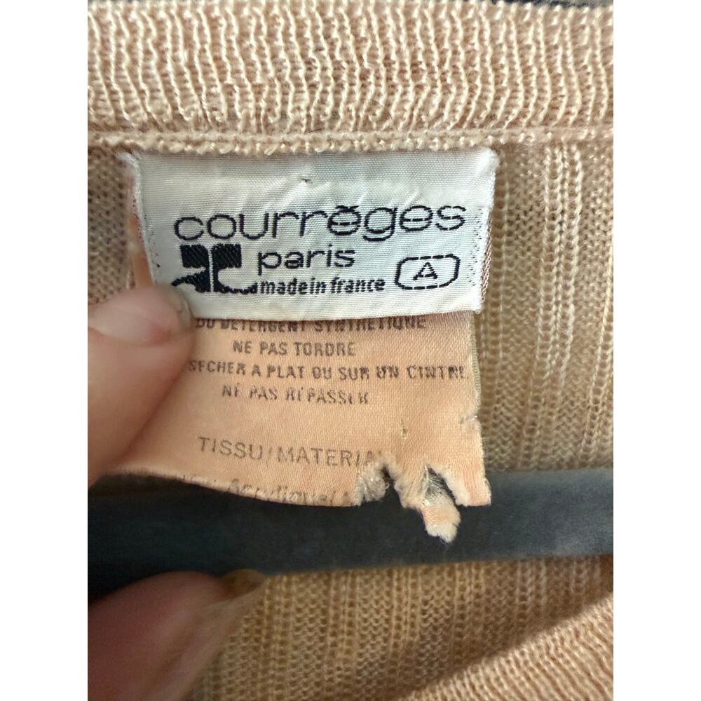 Courrèges Paris Ribbed V-Neck Sweater |
100% Cotton | Made in France |Women sz A - Picture 3 of 5
